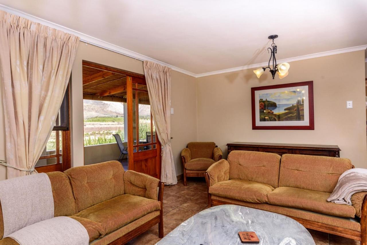 Bon Accord Farm Cottages มอนตากู ภายนอก รูปภาพ